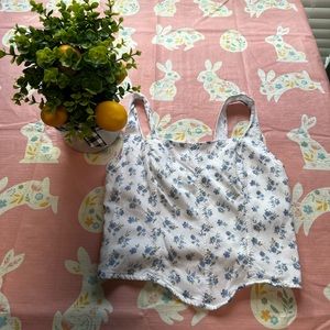Floral white chic top